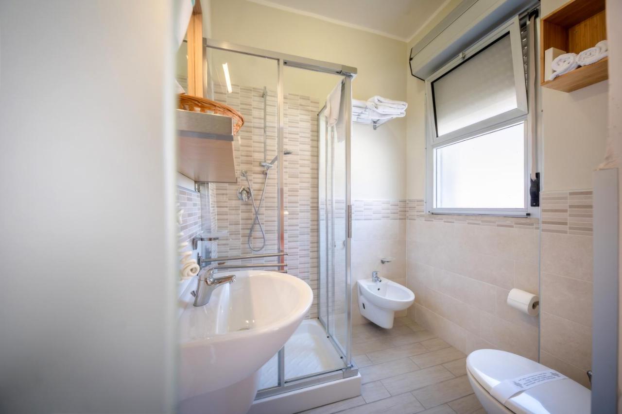Hotel Firenze Caorle Zewnętrze zdjęcie